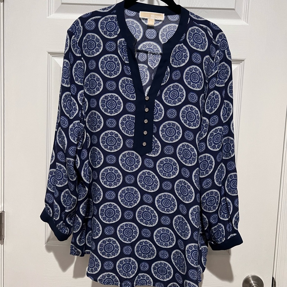 Michael Kors Navy Medallion Print Tunic Blouse – Women's XL